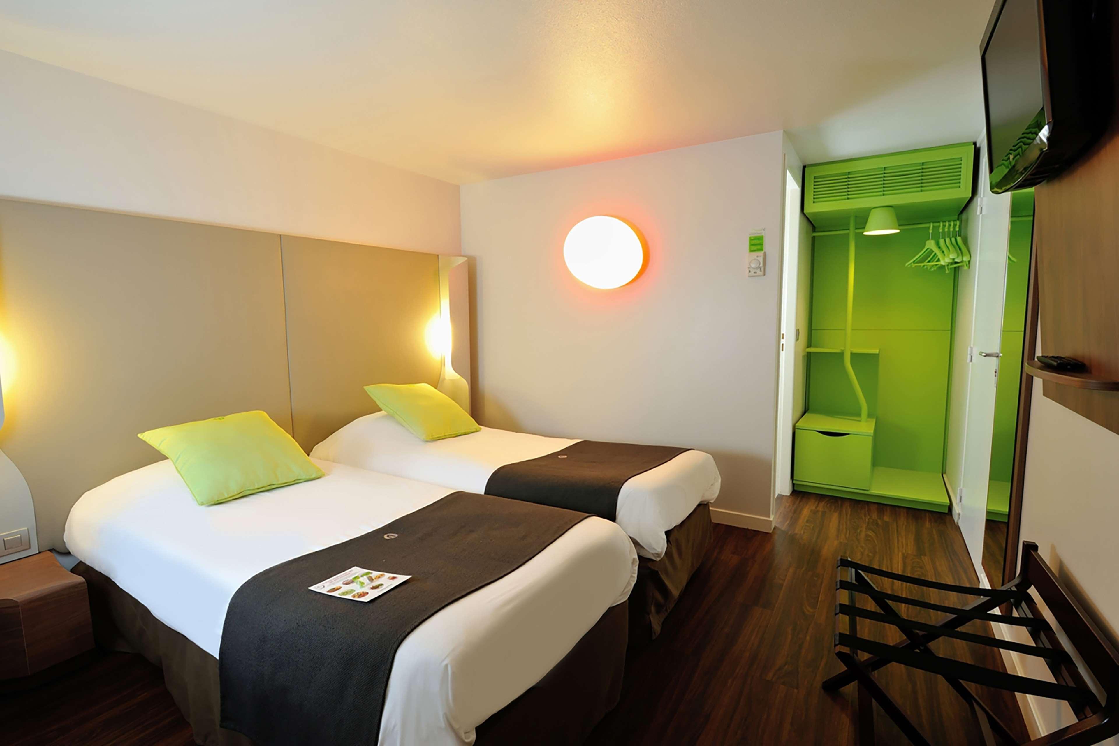 B&B Hotel Roissy - Saint Witz Ex-Campanile Roissy - Saint Witz Eksteriør billede