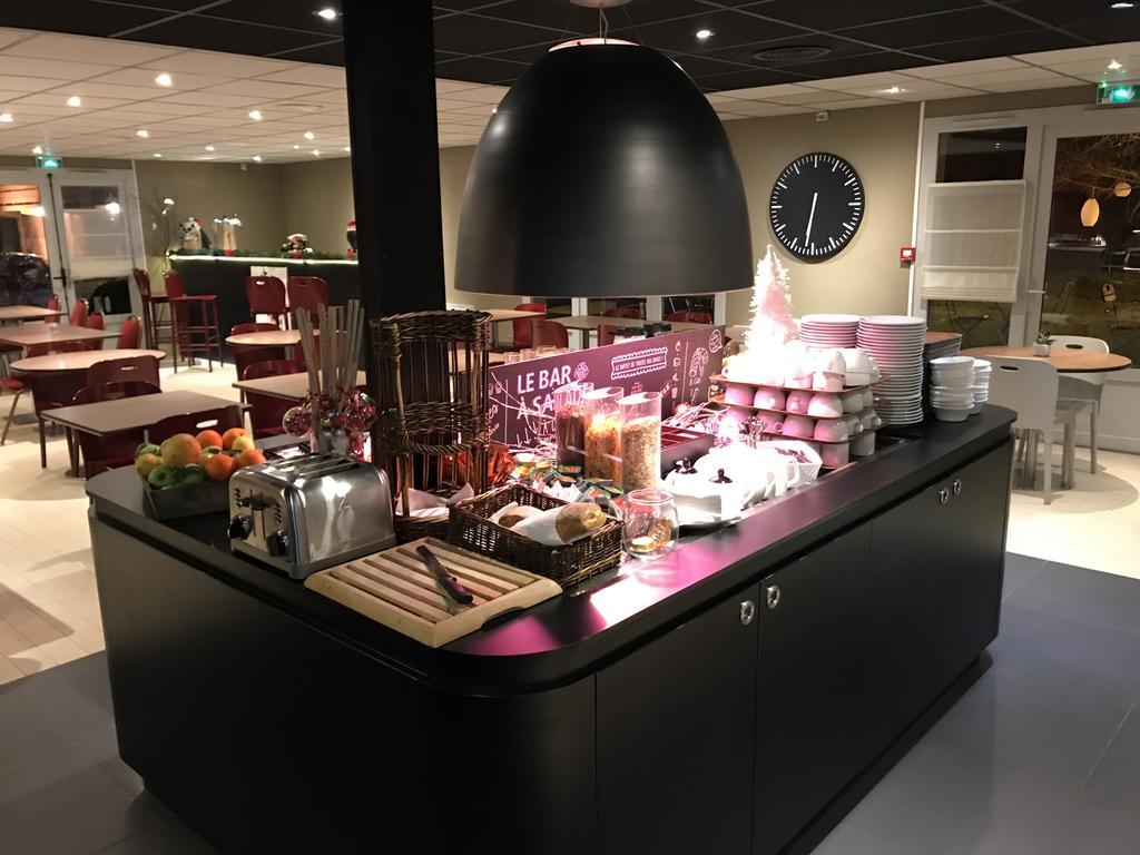 B&B Hotel Roissy - Saint Witz Ex-Campanile Roissy - Saint Witz Eksteriør billede