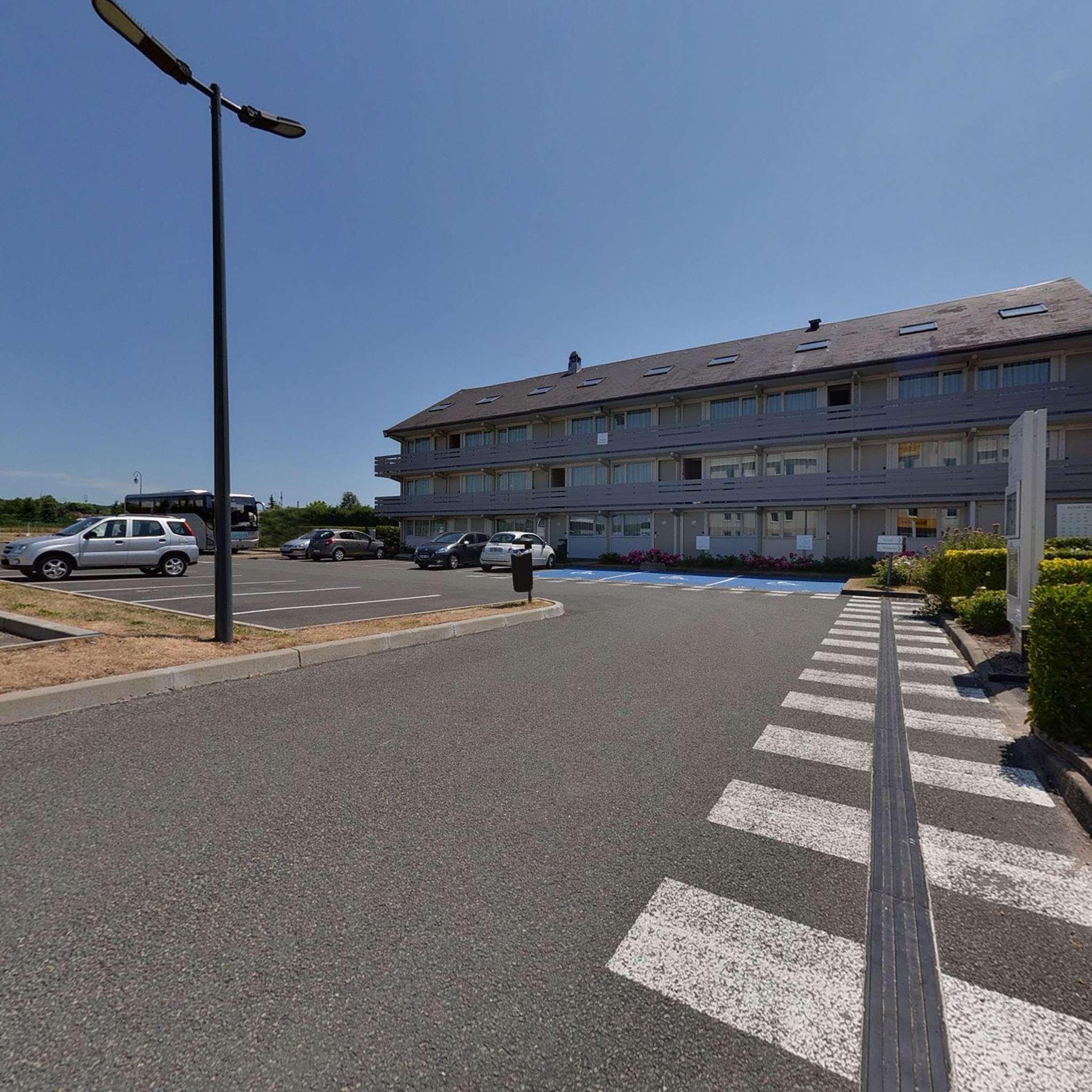 B&B Hotel Roissy - Saint Witz Ex-Campanile Roissy - Saint Witz Eksteriør billede